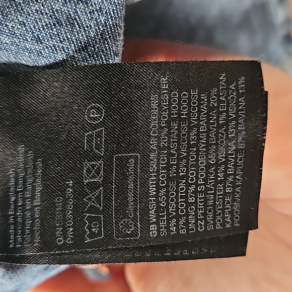 Denim shirt with hood - Picture 5 of 5